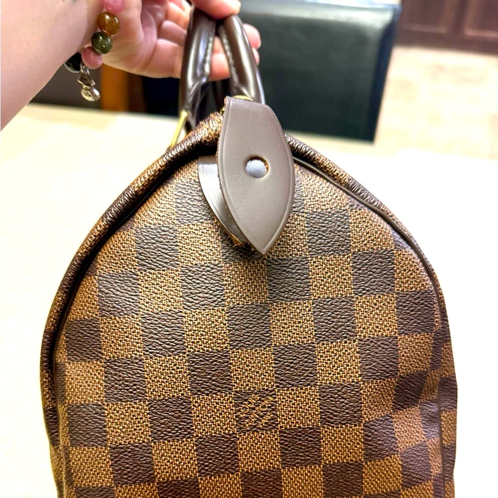 Louis Vuitton Speedy 30